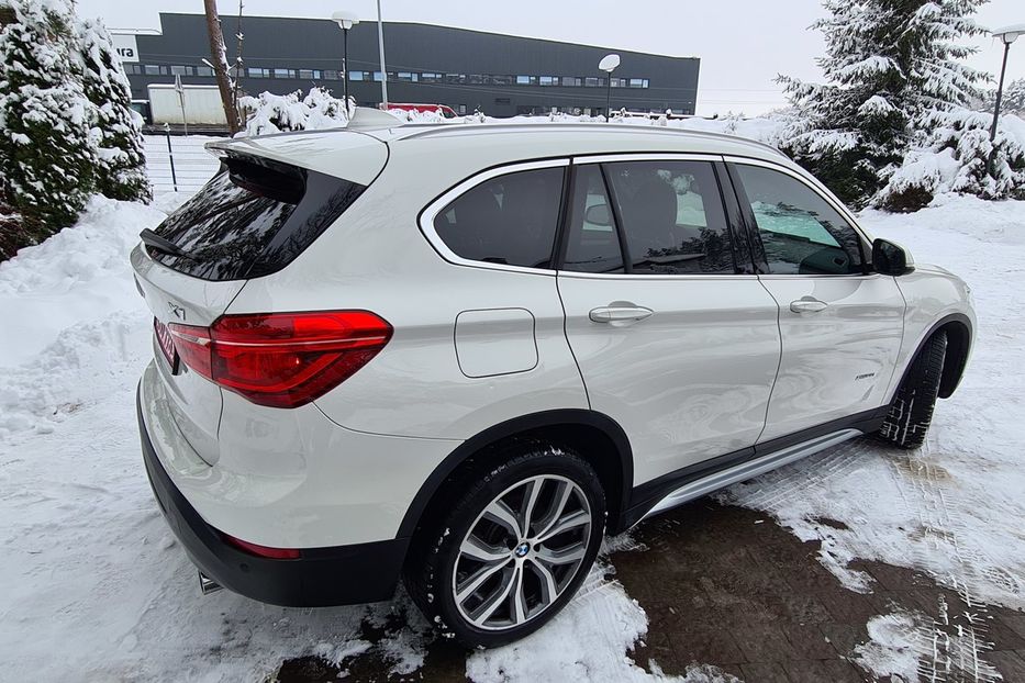 Продам BMW X1 2016 года в Львове