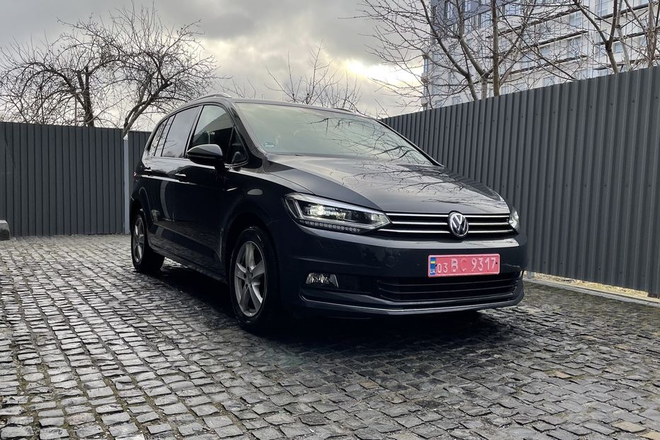 Продам Volkswagen Touran SOUND 2018 года в Львове