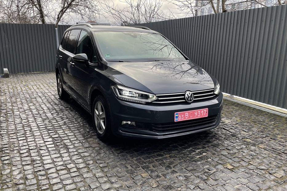 Продам Volkswagen Touran SOUND 2018 года в Львове