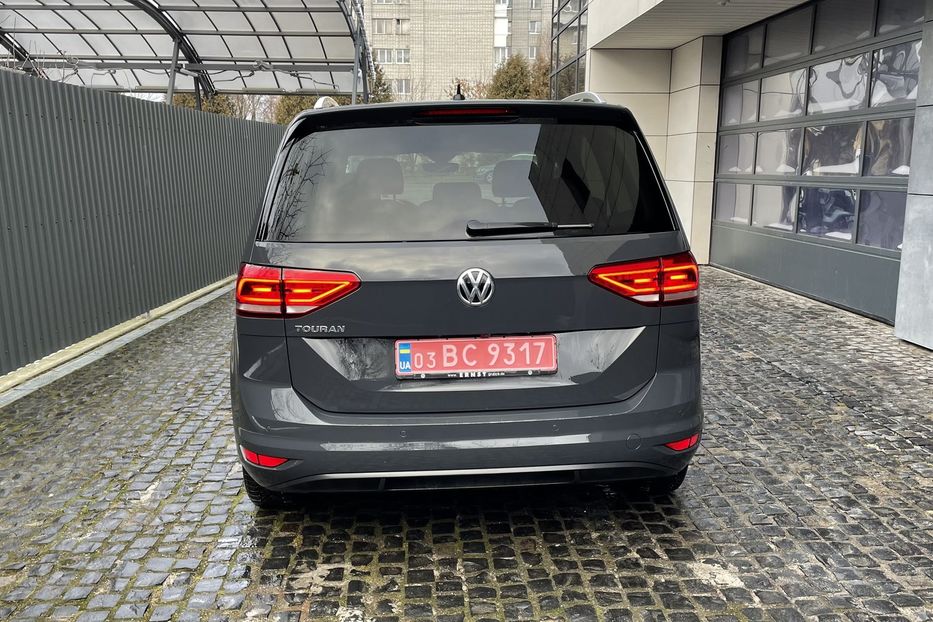 Продам Volkswagen Touran SOUND 2018 года в Львове