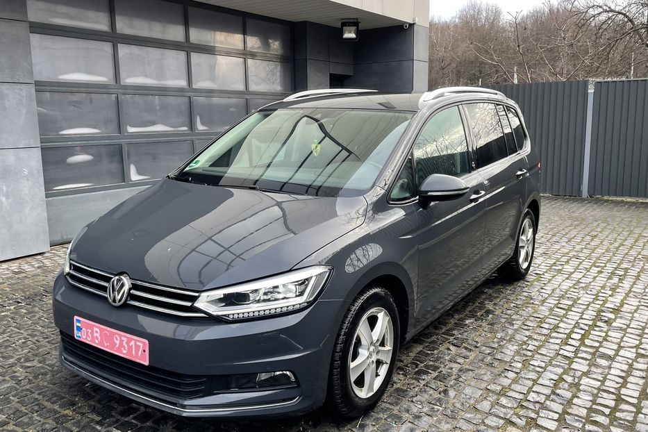 Продам Volkswagen Touran SOUND 2018 года в Львове