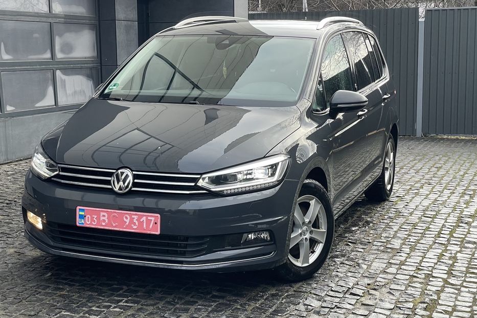 Продам Volkswagen Touran SOUND 2018 года в Львове