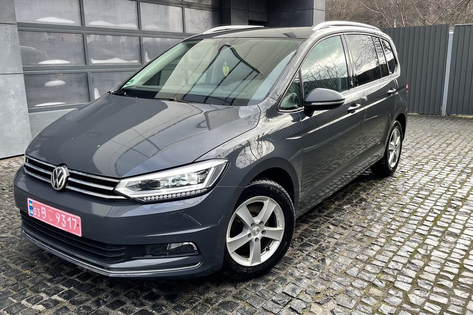 Продам Volkswagen Touran SOUND 2018 года в Львове