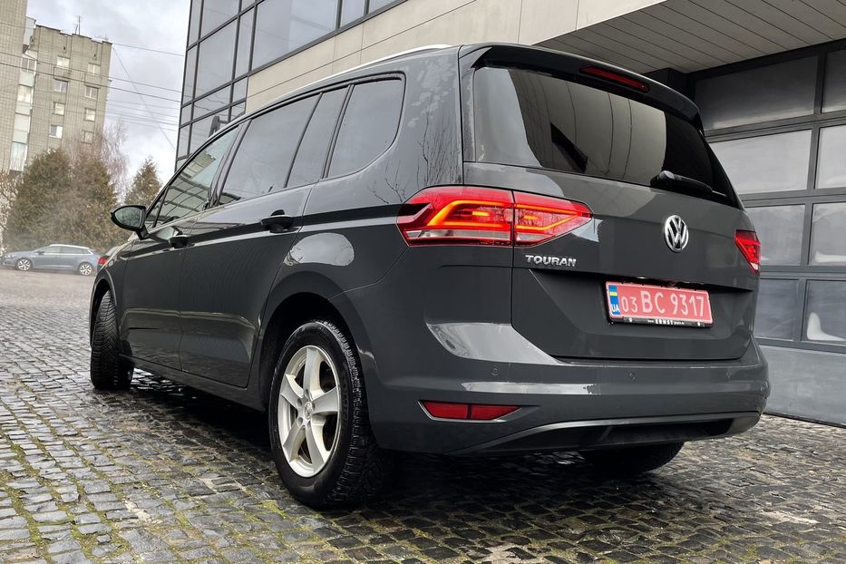 Продам Volkswagen Touran SOUND 2018 года в Львове