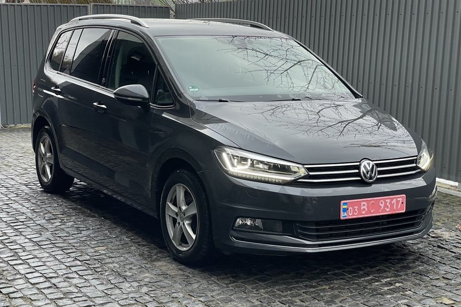 Продам Volkswagen Touran SOUND 2018 года в Львове