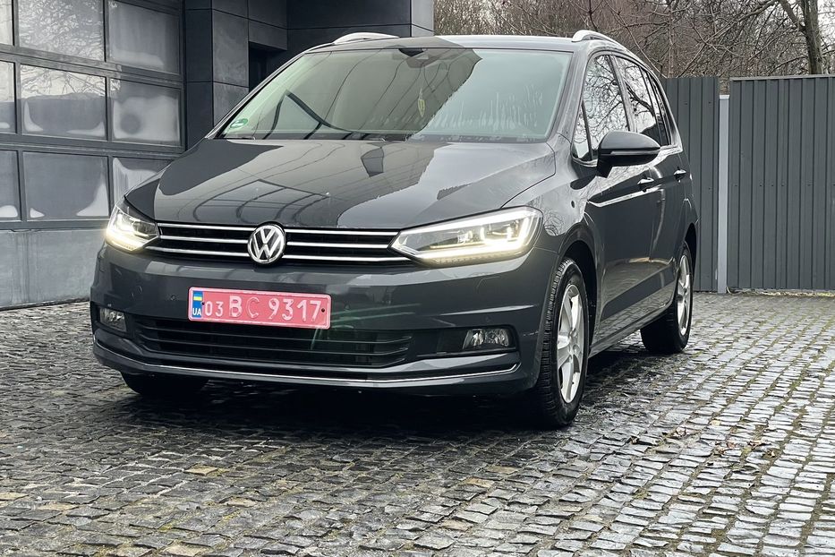 Продам Volkswagen Touran SOUND 2018 года в Львове