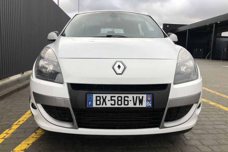 Продам Renault Scenic 1.6 130 2011 года в Львове