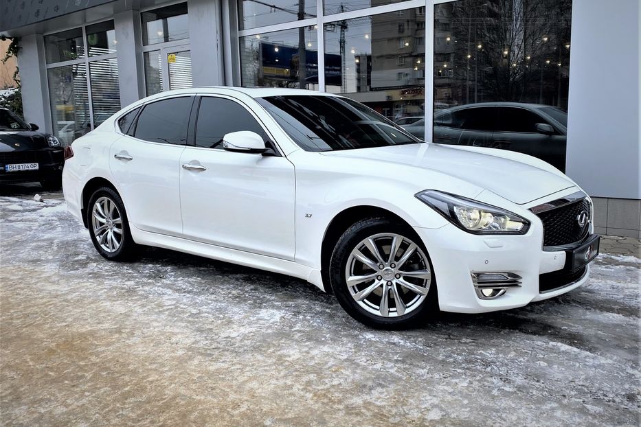 Продам Infiniti Q70 2016 года в Одессе