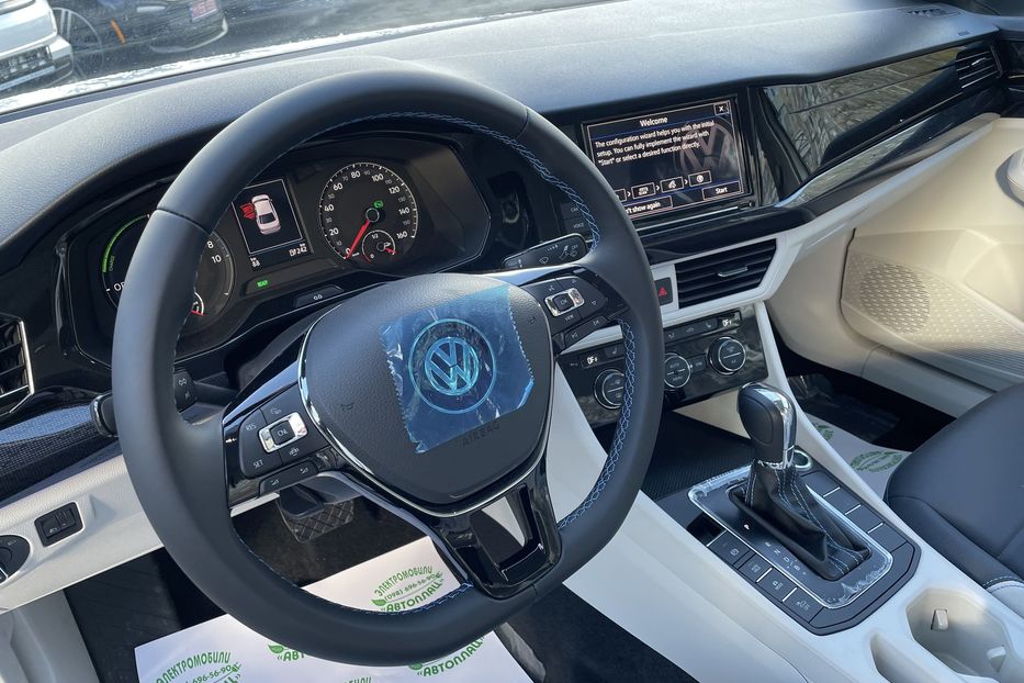 Продам Volkswagen e-Golf Bora 40 kwt 250 km Range  2019 года в Одессе