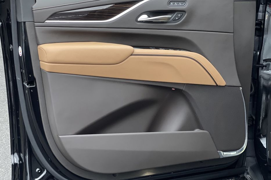 Продам Cadillac Escalade PREMIUM LUXURY 2021 года в Киеве