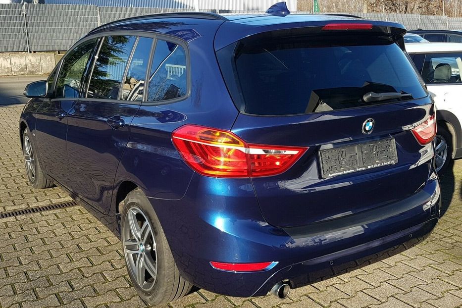 Продам BMW 2 Series 218d 2017 года в Киеве