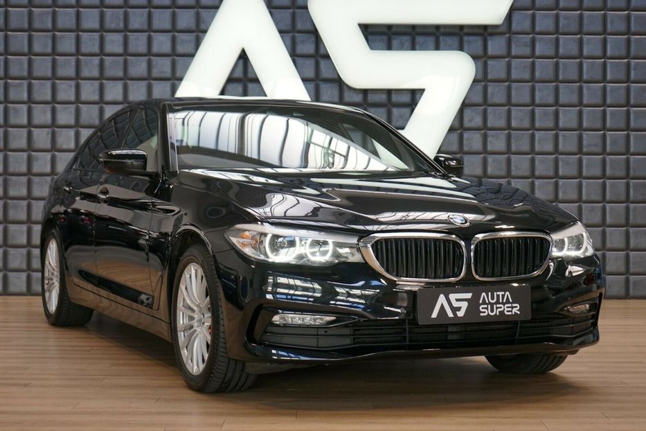 Продам BMW 530 d XDrive 2017 года в Киеве