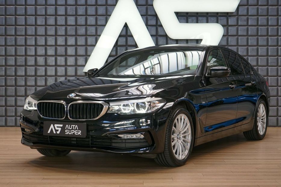 Продам BMW 530 d XDrive 2017 года в Киеве