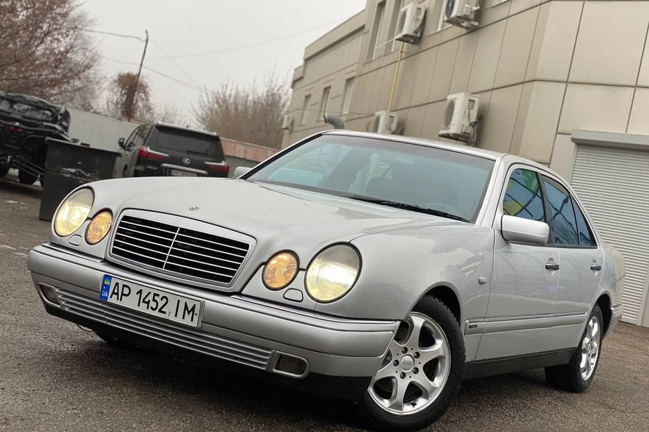 Продам Mercedes-Benz 210 1999 года в Днепре