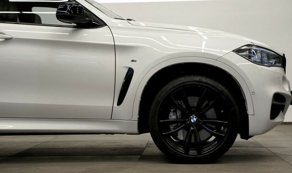 Продам BMW X6 M 50d 2017 года в Киеве