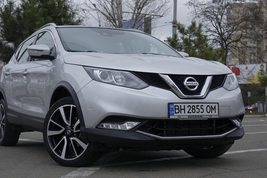 Продам Nissan Rogue SPORT SL AWD 2018 года в Одессе