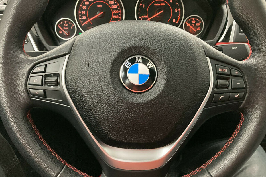 Продам BMW 330 d Lim Sport Line 2018 года в Киеве