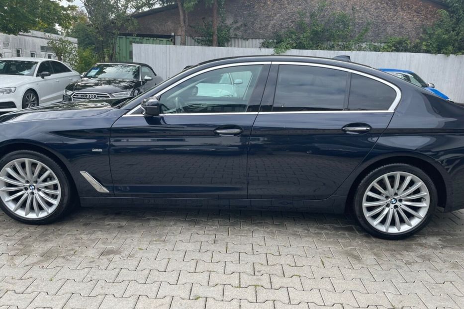 Продам BMW 530 d xDrive Limousine 2018 года в Киеве