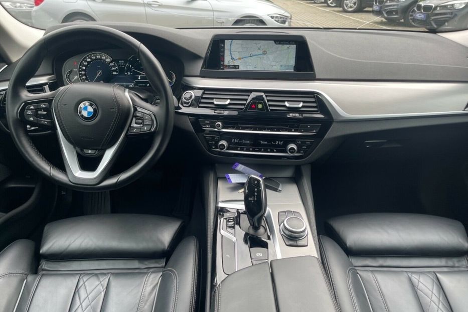 Продам BMW 530 d xDrive Limousine 2018 года в Киеве