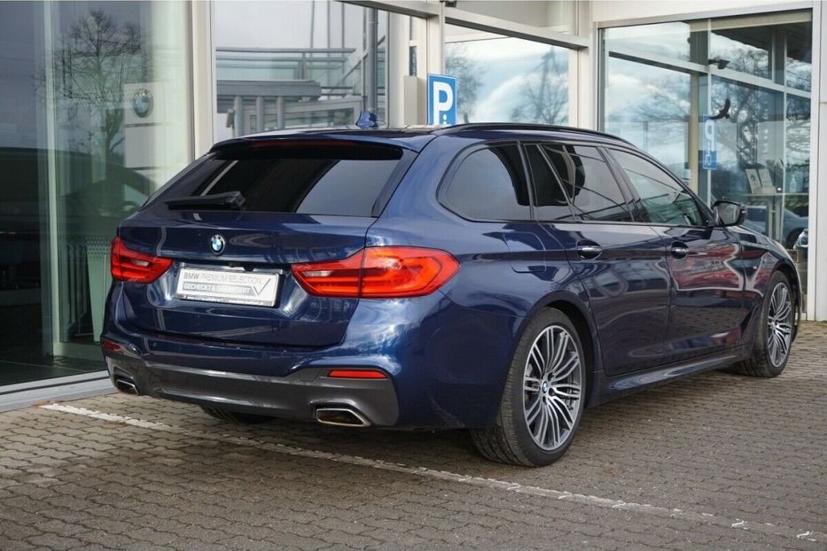 Продам BMW 530 xDrive Touring M Sport 2018 года в Киеве