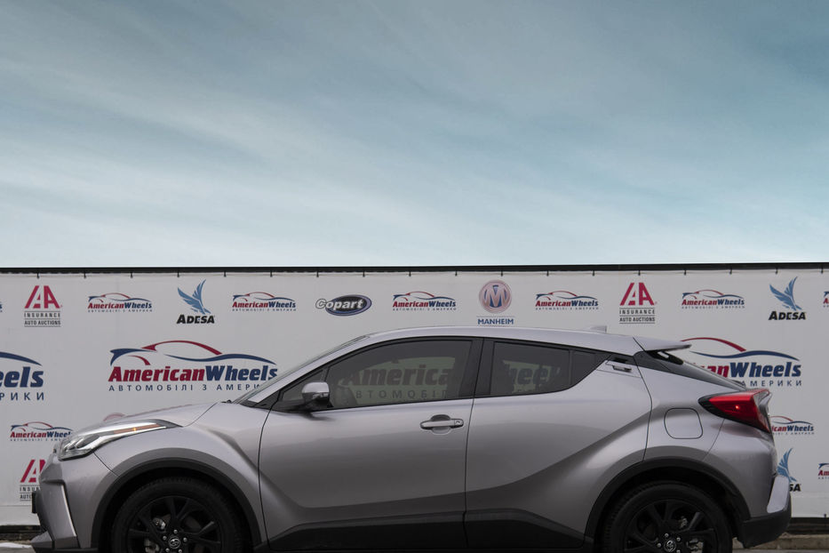 Продам Toyota C-HR XLE 2020 года в Черновцах