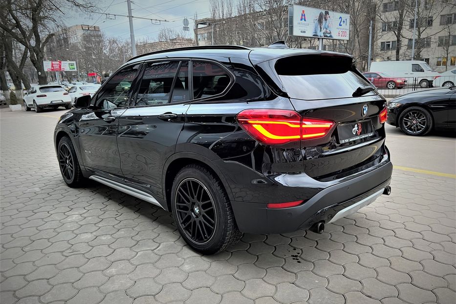 Продам BMW X1 X Drive 2016 года в Одессе