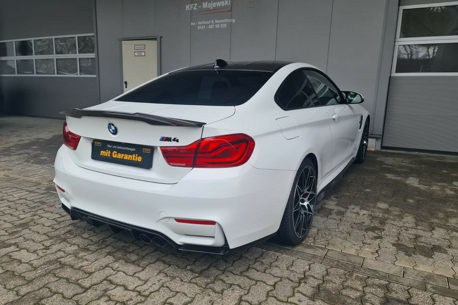 Продам BMW M4 Competition 2018 года в Киеве