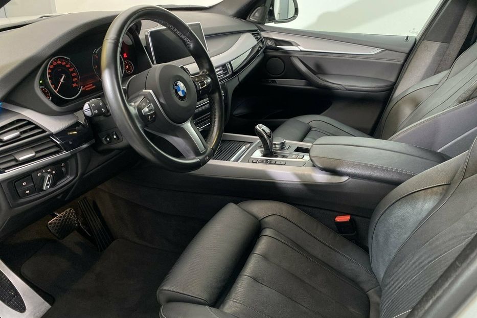 Продам BMW X5 xDrive40d Sportpaket 2018 года в Киеве