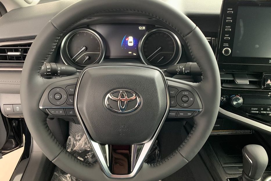 Продам Toyota Camry Premium 2021 года в Киеве