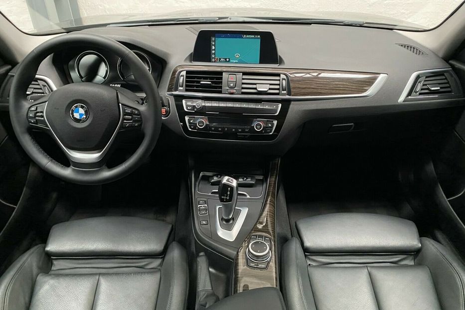 Продам BMW 118 d Sport Line 2019 года в Киеве