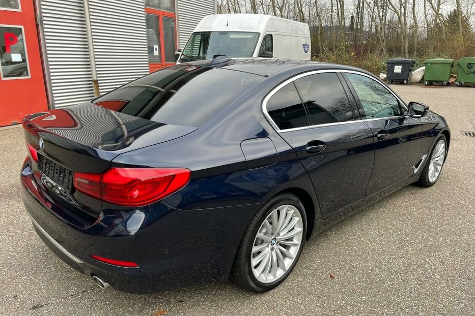 Продам BMW 530 d xDrive Luxury Line 2019 года в Киеве