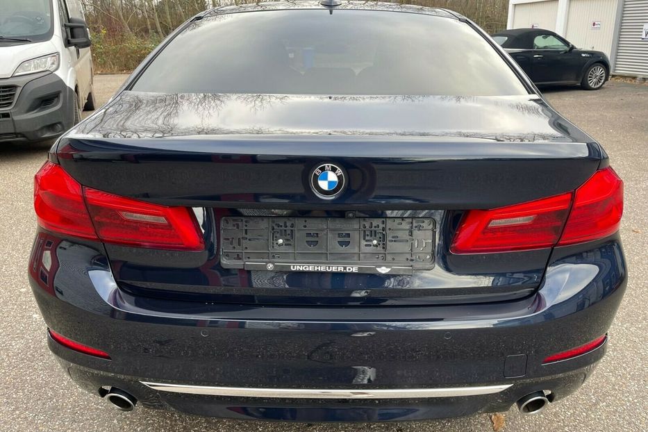 Продам BMW 530 d xDrive Luxury Line 2019 года в Киеве