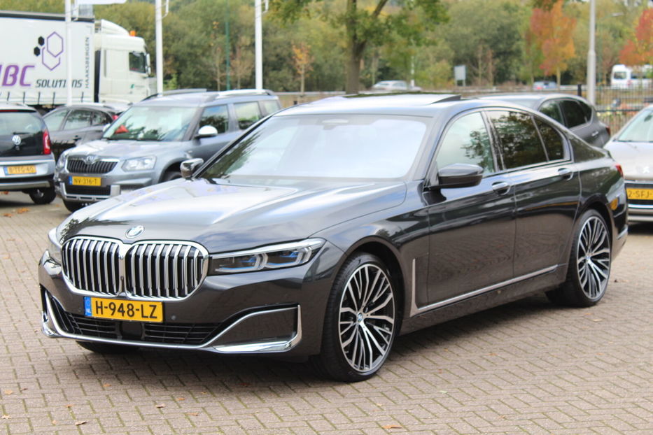 Продам BMW 740 d xDrive High Executive 2019 года в Киеве