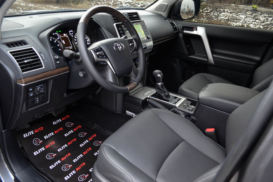 Продам Toyota Land Cruiser Prado Premium 2021 года в Киеве