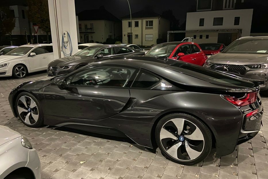 Продам BMW I8 2019 года в Киеве