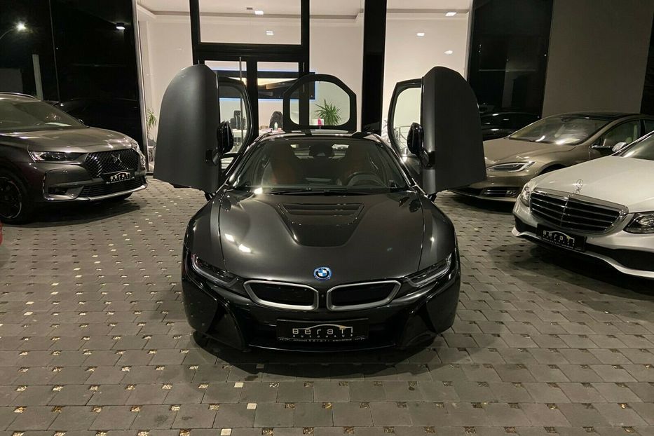 Продам BMW I8 2019 года в Киеве