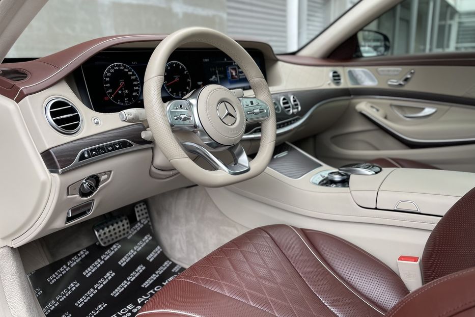 Продам Mercedes-Benz S-Class 560 LONG AMG 4MATIC 2018 года в Киеве