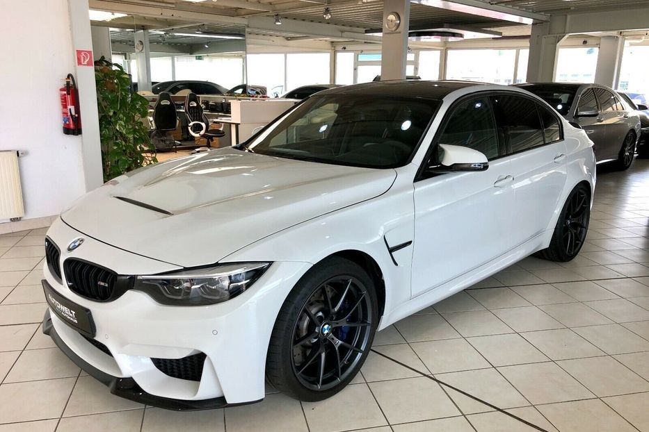 Продам BMW M3 CS 2019 года в Киеве