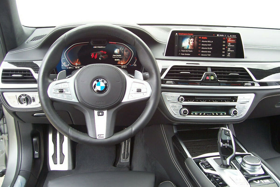 Продам BMW 760 M Li xDrive Individual 2019 года в Киеве