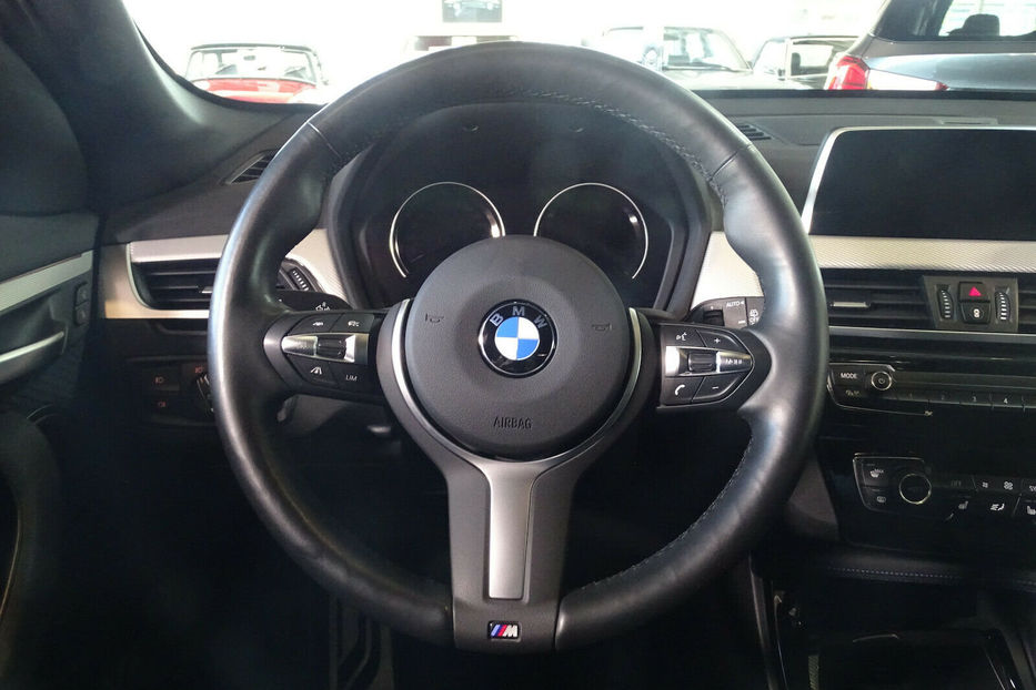 Продам BMW X1 xDrive 20d M Sport 2019 года в Киеве