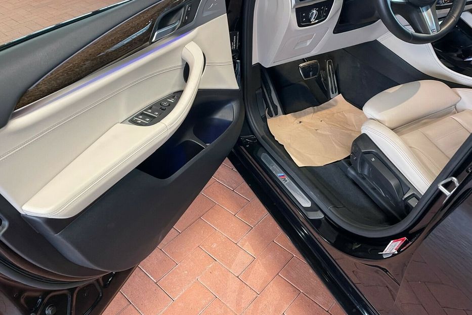 Продам BMW X4 xDrive30d M-Sport 2019 года в Киеве