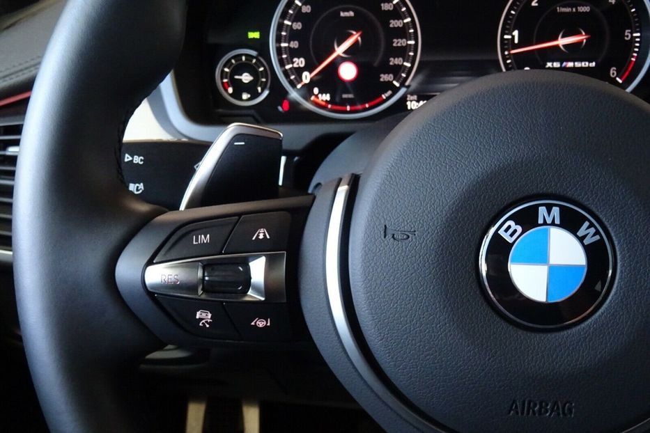 Продам BMW X6 M50d 2019 года в Киеве