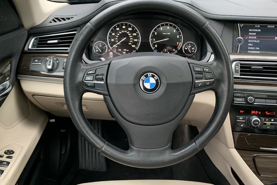 Продам BMW 740 Long 2010 года в Киеве