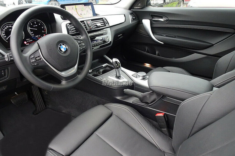 Продам BMW 2 Series 220d Coupe Sport Line 2020 года в Киеве