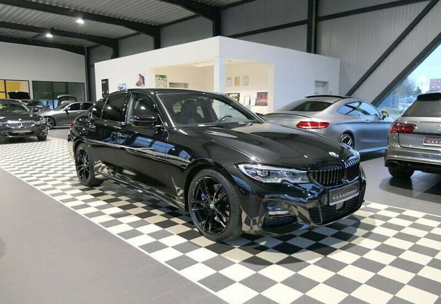 Продам BMW 330 d xDrive M Sport 2020 года в Киеве