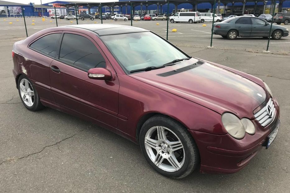 Продам Mercedes-Benz C-Class 230 2001 года в Одессе