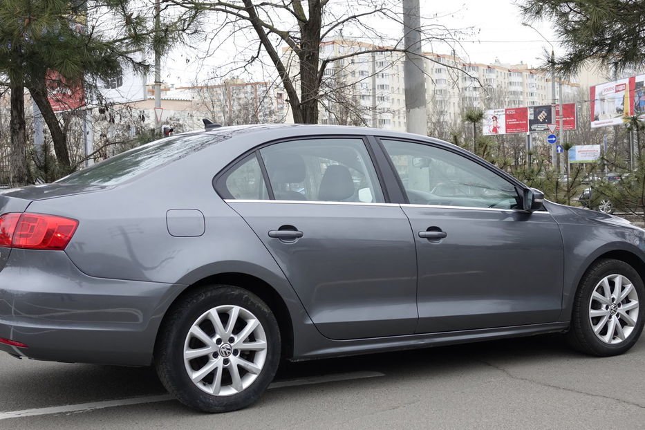 Продам Volkswagen Jetta 2015 года в Одессе