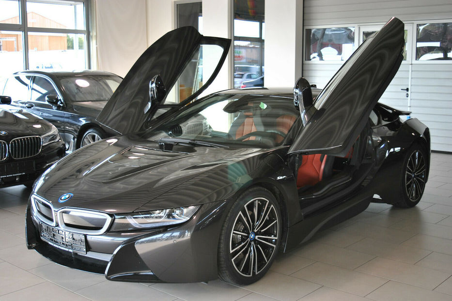 Продам BMW I8 Coupe 2020 года в Киеве