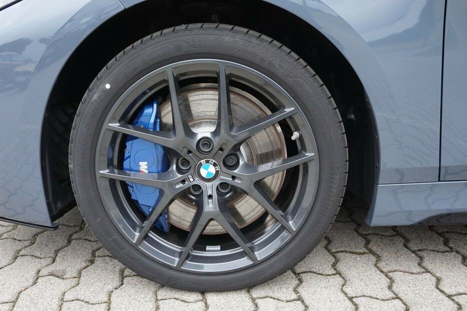 Продам BMW M1 M135i xDrive M Performance 2020 года в Киеве