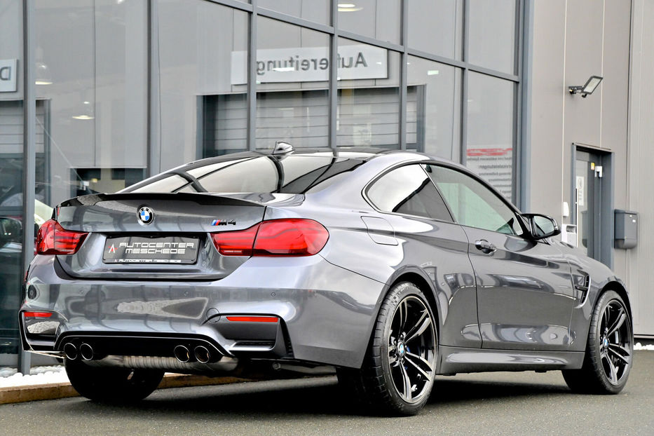 Продам BMW M4 Competition 2020 года в Киеве